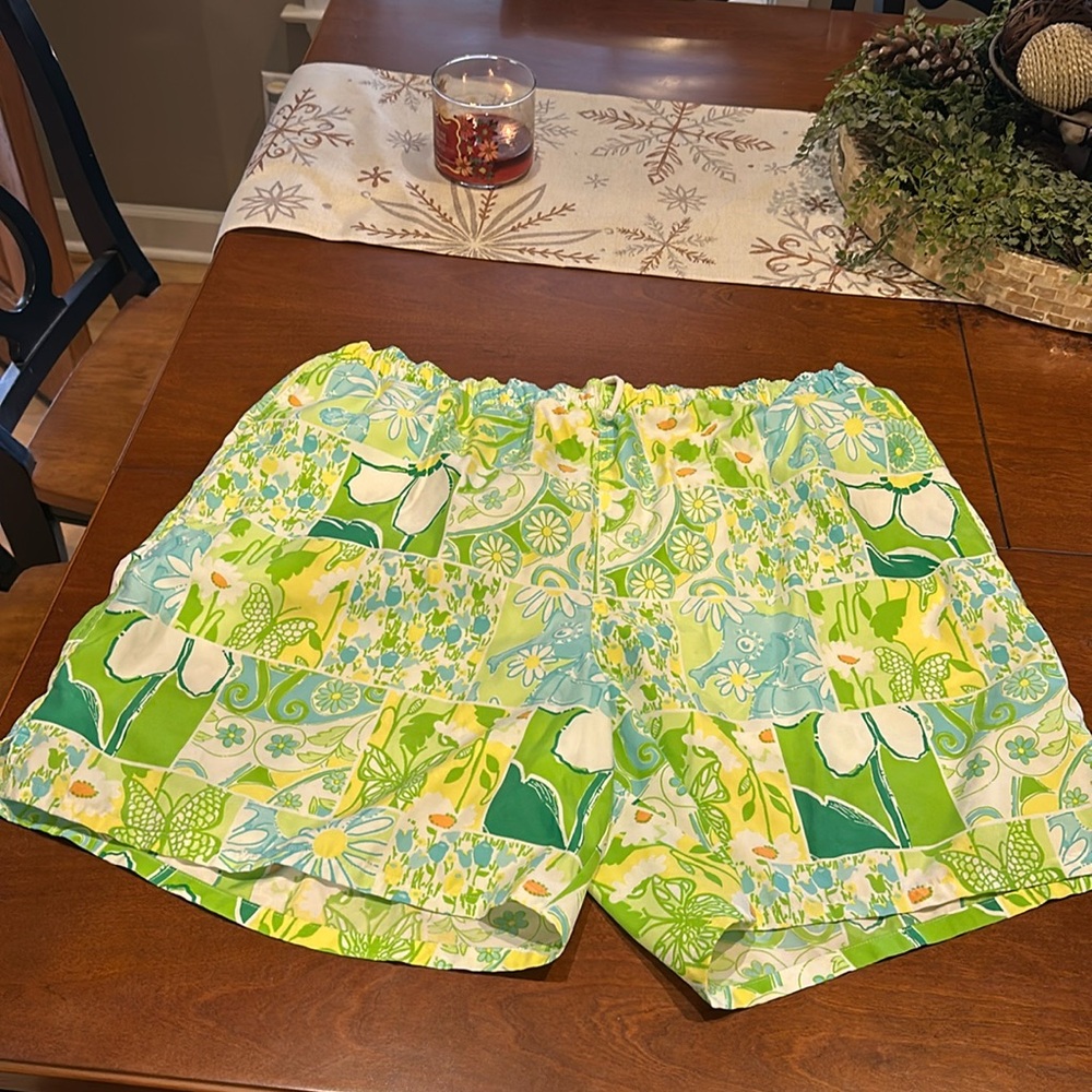 Lilly Pulitzer Swim Trunks XL White tag